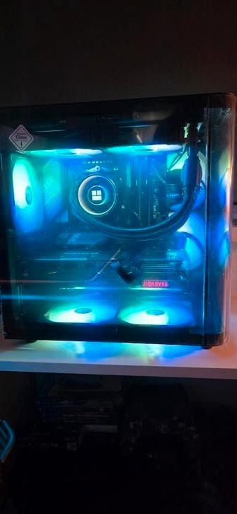 Hyper game Pc.... ryzen 5... 32gb.., Spelcomputers en Games, Games | Pc, Nieuw, 1 speler, Vanaf 12 jaar, Ophalen of Verzenden