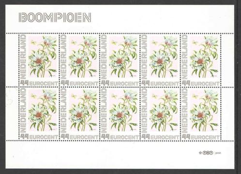 Bloemenpracht op postzegels: Boompioen, Postzegels en Munten, Postzegels | Nederland, Postfris, Na 1940, Ophalen of Verzenden