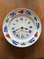 Boerenbont Wandklok van Bord, Ophalen of Verzenden, Gebruikt, Analoog, Wandklok