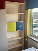 Leuk boekenkastje met gekleurde deurtjes, Gebruikt, 150 tot 200 cm, 25 tot 50 cm, Met deur(en)