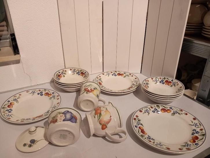 Churchill servies, Huis en Inrichting, Keuken | Servies, Zo goed als nieuw, Overige typen, Overige stijlen, Porselein, Ophalen of Verzenden