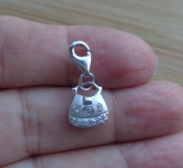 zilveren bedel/charme tasje met heldere steentjes [318], Sieraden, Tassen en Uiterlijk, Bedels, Zo goed als nieuw, Overige merken
