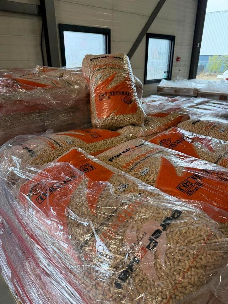 PurePower Houtpellets ENplus A1 - Pallet, Tuin en Terras, Haardhout, Blokken, Overige houtsoorten, Minder dan 3 m³, Ophalen
