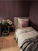 Malm bed, Ophalen, 90 cm, Eenpersoons, Zo goed als nieuw