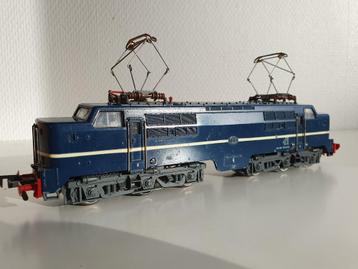 FLEISCHMANN H0 1390 NS E-loc 1215 analoog gelijkstroom beschikbaar voor biedingen