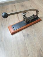 SKRE 117 kantoor postkantoor nietmachine, Antiek en Kunst, Ophalen of Verzenden