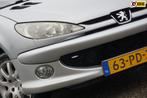 Peugeot 206 CC 1.6-16V Quiksilver | Aluminium Silver | Clima, Auto's, Peugeot, Voorwielaandrijving, Gebruikt, 4 cilinders, Cabriolet