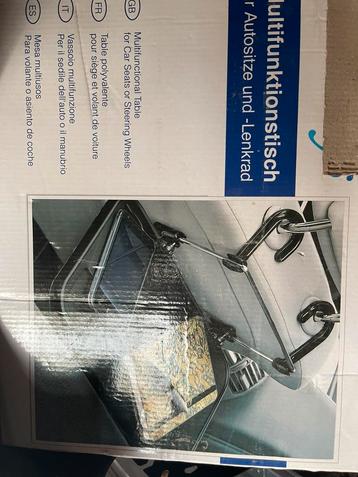 Auto tafeltje  beschikbaar voor biedingen