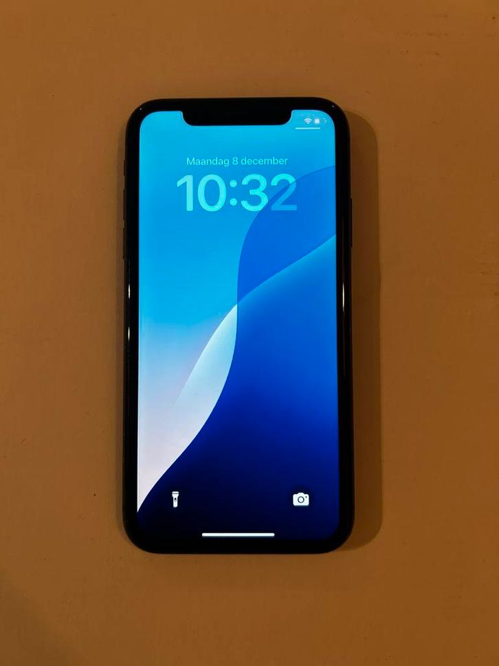 Iphone 11 te koop, Telecommunicatie, Mobiele telefoons | Apple iPhone, Gebruikt, 64 GB, iPhone 11, Zwart, Ophalen of Verzenden