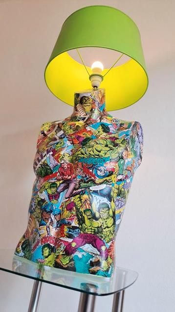 Upcycling Art Hulk tafellamp  beschikbaar voor biedingen