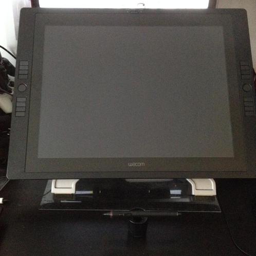 Wacom Cintiq 21UX 2e generatie, Computers en Software, Tekentablets, Gebruikt, Bedraad, Ophalen of Verzenden