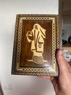 Vintage doosje. Ingelegd hout, Antiek en Kunst, Curiosa en Brocante, Ophalen of Verzenden