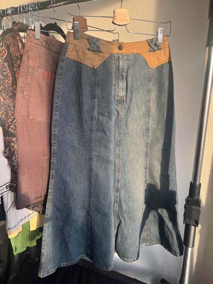Vintage Y2K blauwe denim maxi rok, Kleding | Dames, Rokken, Zo goed als nieuw, Maat 36 (S), Blauw, Onder de knie, Ophalen of Verzenden