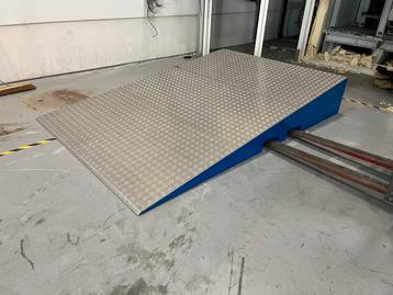 Nette oprijbeun oprij beun rijplaat ️ beschikbaar voor biedingen