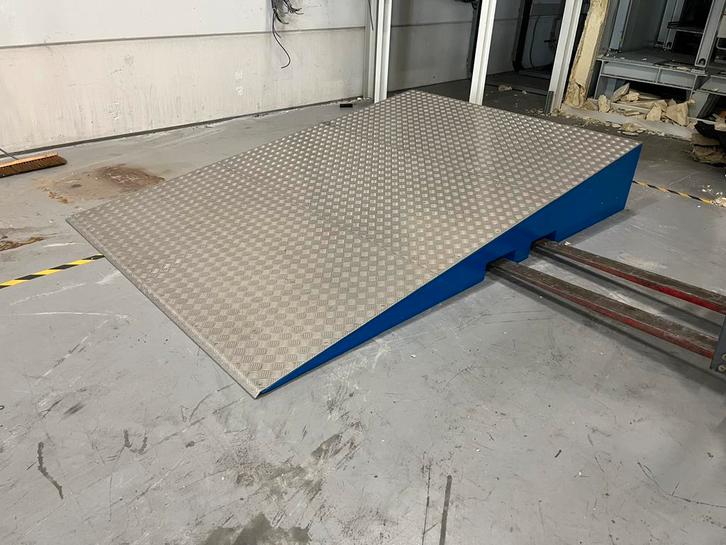 Nette oprijbeun oprij beun rijplaat ️, Auto diversen, Autogereedschap, Ophalen of Verzenden