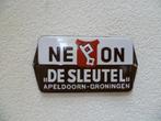 EMAILLE DEURPOST BORDJE''NEON DE SLEUTEL''UIT JAREN 60, Verzamelen, Merken en Reclamevoorwerpen, Reclamebord, Gebruikt, Ophalen of Verzenden