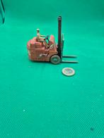 685 fork lift truck dinky toys, Ophalen of Verzenden, Zo goed als nieuw, Bus of Vrachtwagen, Dinky Toys