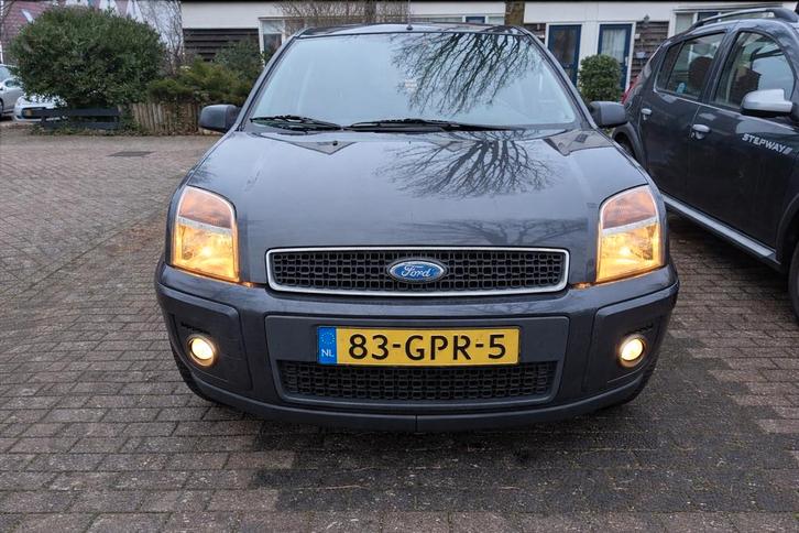 Ford Fusion Plus 1.6 (2008), airco, nieuwe APK tot 11-2026, Auto's, Ford, Particulier, Fusion, Benzine, Handgeschakeld, Zilver of Grijs