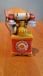 spaarpot in vorm ouderwetse telefoon, Verzamelen, Ophalen of Verzenden, Gebruikt, Steen, Aardewerk of Keramiek, Overige thema's