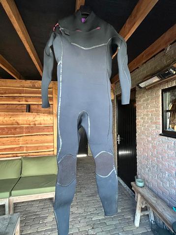 Wetsuit 2XL beschikbaar voor biedingen