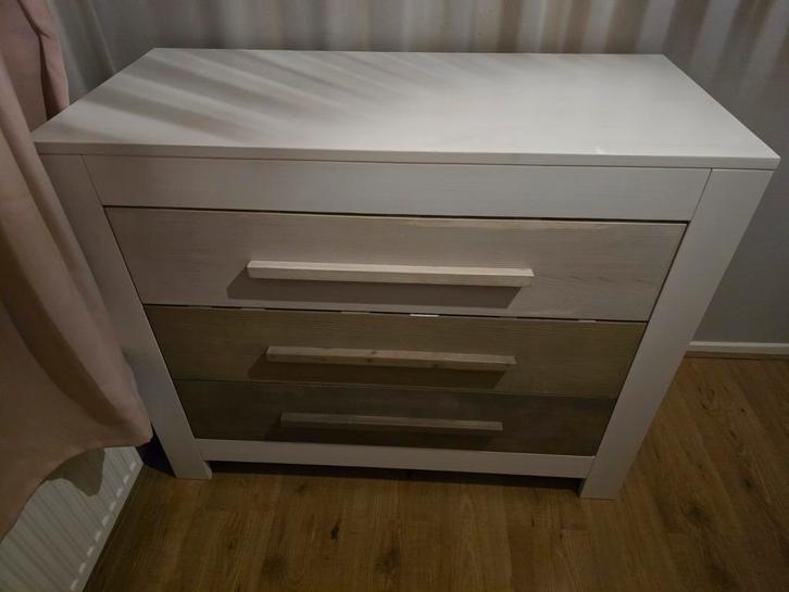 Commode, Kinderen en Baby's, Kinderkamer | Commodes en Kasten, Gebruikt, Commode, 90 tot 105 cm, 100 cm of meer, 50 tot 70 cm