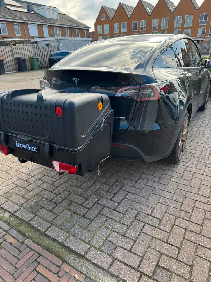 Trekhaakkoffer / Towbox te huur, Auto diversen, Dakkoffers, Zo goed als nieuw, Ophalen