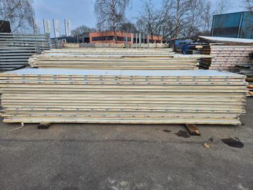 Kingspan sandwichpanelen wandpanelen geïsoleerde platen 287 beschikbaar voor biedingen