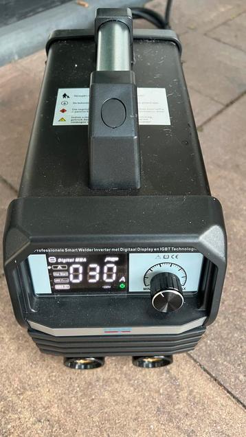 lasapparaat, HBM machines model 200 ARC, zo goed als nieuw beschikbaar voor biedingen