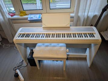 Korg B1 piano beschikbaar voor biedingen