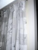 2  Mooie gordijnen , als nieuw ! 1.40 breed en 2.55 hoog ., 200 cm of meer, Ophalen of Verzenden, Zo goed als nieuw, 200 cm of meer