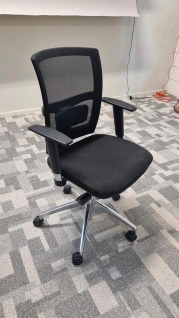 Markant Luca ergonomische bureaustoelen beschikbaar voor biedingen