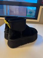 UGG maat-39, Ophalen of Verzenden, Zo goed als nieuw, Zwart, Lage of Enkellaarzen
