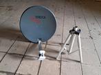 Triax schotel met standaard en kleine t.v, Audio, Tv en Foto, Schotelantennes, Ophalen, Zo goed als nieuw