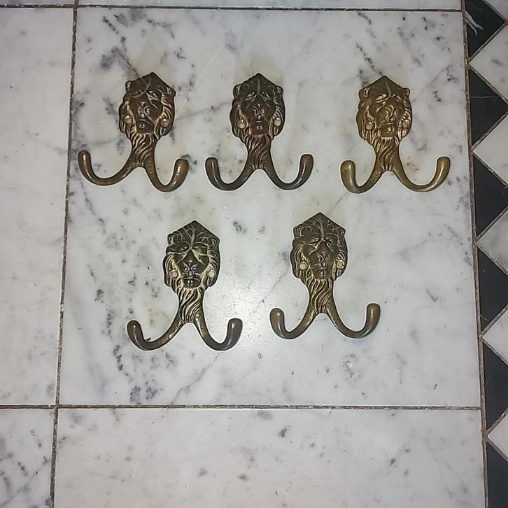 5 x messing kapstokhaken leeuwenkop, Huis en Inrichting, Woonaccessoires | Kapstokken, Gebruikt, Wandkapstok, Minder dan 100 cm