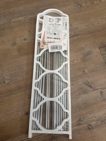 Nieuw Schoenenrek beschikbaar voor biedingen