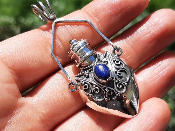 Vanoli 925 zilveren flesje kettinghanger met lapislazuli, Sieraden, Tassen en Uiterlijk, Kettinghangers, Nieuw, Zilver, Blauw
