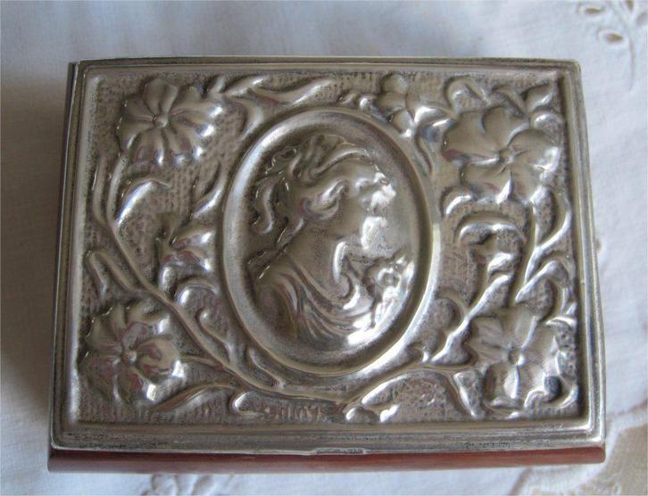 Antiek houten doosje met zilveren (925) dekseltje, Antiek en Kunst, Antiek | Goud en Zilver, Zilver, Ophalen of Verzenden