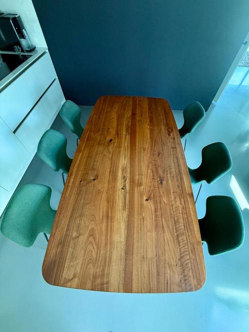 Bert Plantagie Oxxi Noten Keukentafel + 6 Design On Stock, Huis en Inrichting, Tafels | Eettafels, Zo goed als nieuw, 50 tot 100 cm