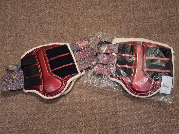 Peesbeschermer set, maat M en L van  Showtime, Dieren en Toebehoren, Paarden en Pony's | Beschermers, Zo goed als nieuw, Ophalen of Verzenden