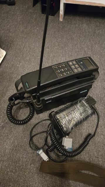 Siemens P1 auto telefoon D-Netz jaren 90 beschikbaar voor biedingen