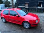 Volkswagen Golf 1.6 74KW 1998 Rood ook in onderdelen!, Auto's, Volkswagen, Stof, 1049 kg, Zwart, 4 cilinders