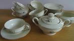 theeservies vintage, Huis en Inrichting, Keuken | Servies, Gebruikt, Ophalen of Verzenden, Overige stijlen, Kop(pen) en/of Schotel(s)