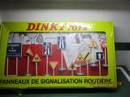 Dinky Toys Agostini Verkeersborden, Hobby en Vrije tijd, Modelauto's | 1:43, Overige typen, Nieuw, Dinky Toys, Ophalen of Verzenden