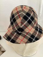 Dameshoedje Burberry stijl, Kleding | Dames, Hoeden en Petten, Ophalen of Verzenden, Zo goed als nieuw, One size fits all