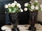 2 bloemvaasjes met zijde bloemen, Ophalen of Verzenden, Zo goed als nieuw, Binnen