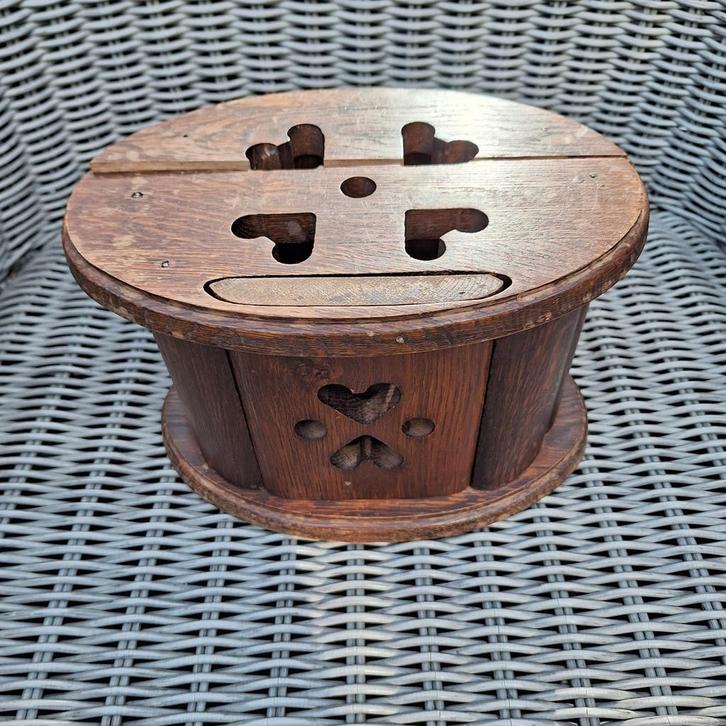 Houten Stoofje met Hartjes, Huis en Inrichting, Woonaccessoires | Overige, Ophalen of Verzenden