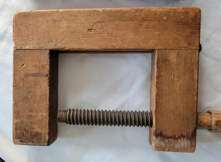 1 Oude Houten Lijmklem, Antiek en Kunst, Antiek | Gereedschap en Instrumenten, Ophalen of Verzenden