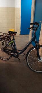 Goeie fiets werkt helamaal goed, Fietsen en Brommers, Elektrische fietsen, Ophalen, Zo goed als nieuw, 50 km per accu of meer