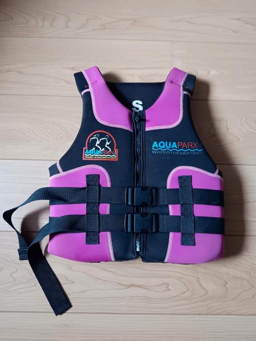 Zgan zwemvest maat S tot 30 kilo 35N, Watersport en Boten, Watersportkleding, Zo goed als nieuw, Reddingsvest of Zwemvest, Kind