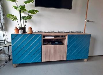 2 besta ikea kasten beschikbaar voor biedingen